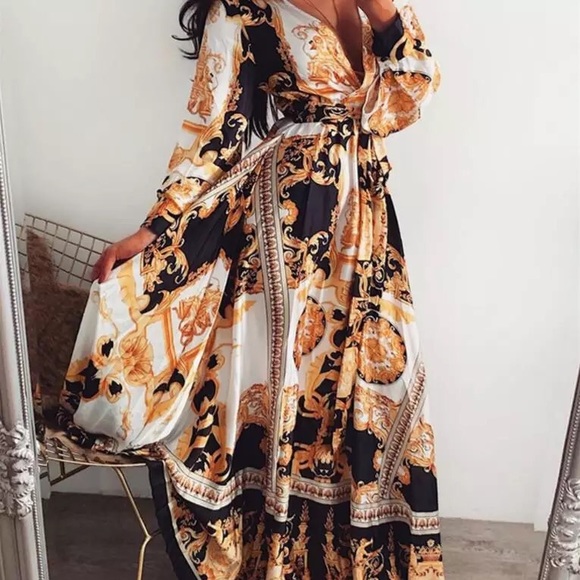 Long flowing Boho-styled wrap-dress - Picture 1 of 6